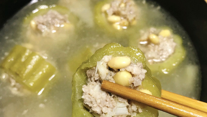 Bitter melon stuffed with soybean meat filling