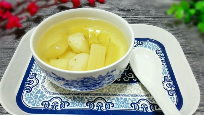 Sugarcane and water chestnut drink