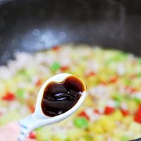 #中于classictraditional flavor#Illustration of how to make minced meat and diced potatoes 9