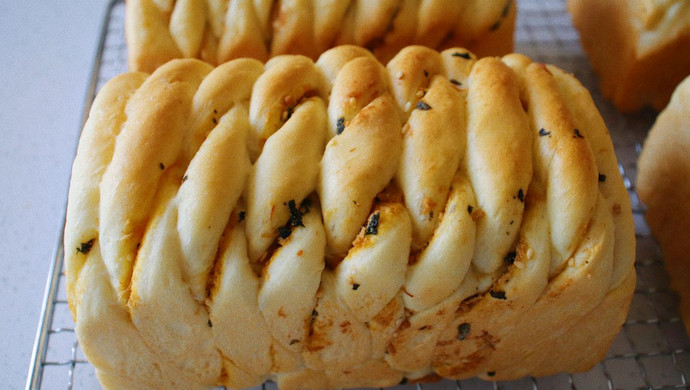 Salted egg yolk pork floss bread with liquid sauce