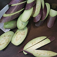 Vegetarian green pepper and eggplant can have a glutinous taste without frying Illustration of how to do it 1