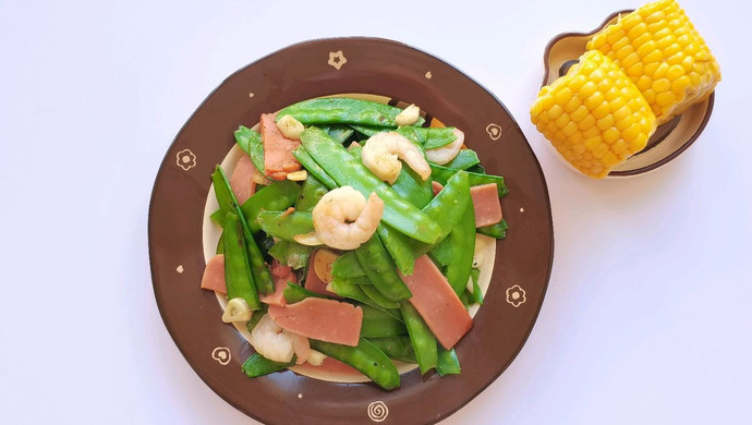 Fried ham with snow peas