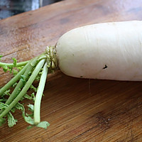 Illustration of how to nourish the lungs and smoothen the Qi with pig lung and radish soup 2 