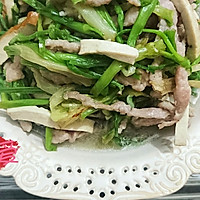 Extremely delicious: fragrantIllustration of how to make dried shredded pork and water celery 11