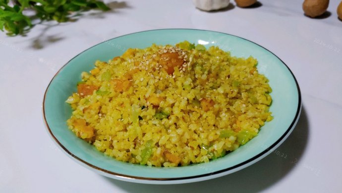 Oily salted egg yolk fried rice