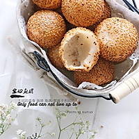 Illustration of how to make hollow sesame balls 10