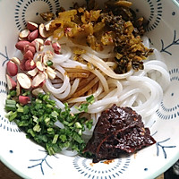 # Mid-Autumn Festival Reunion Food#Recipe for Yunnan Kunming specialty snack beancurd rice noodles Illustration 5