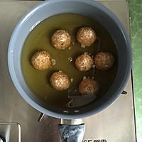 Illustration of how to make hollow sesame balls 6