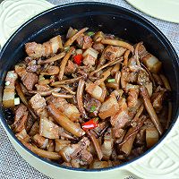 #Autumn Health Eat Like This#Recipe for stewed tea tree mushrooms with pork belly Illustration 9