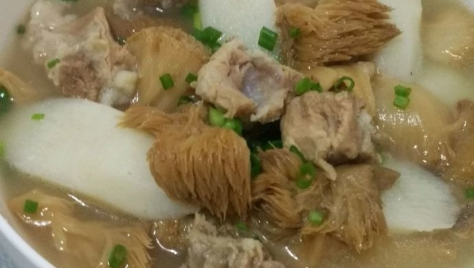 Hericium mushroom, yam and pork ribs soup