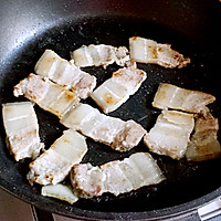 Illustration of how to make stir-fried pork belly with spicy cabbage 6