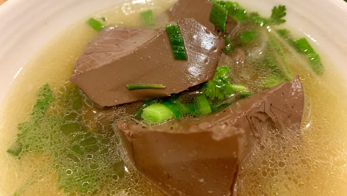 Minnan pig blood soup