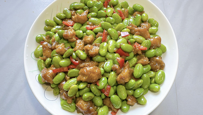 Braised Chicken with Edamame Beans