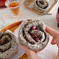 #Autumn Health Eat Like This#Black sesame red date steamed bun roll Illustration of how to do it 11