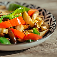 Illustration of how to stir-fry mushrooms in oyster sauce that is fresher than old chicken soup 7