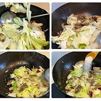 #Autumn Health Eat Like This#Illustration of how to make stir-fried cabbage with oyster mushrooms 6