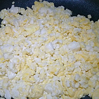 Illustration of how to make fried tofu with eggs 4