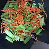 Vegetarian - Illustration of Stir-fried Dried Celery and Carrots 3