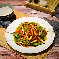 Vegetarian - Illustration of Stir-fried Dried Celery and Carrots 7