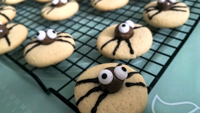 Halloween Spider Cookies