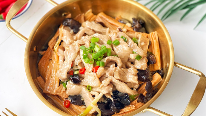 Beancurd and Smooth Pork Stew