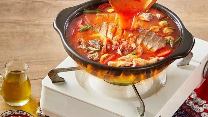 Red Sour Soup Hot Pot