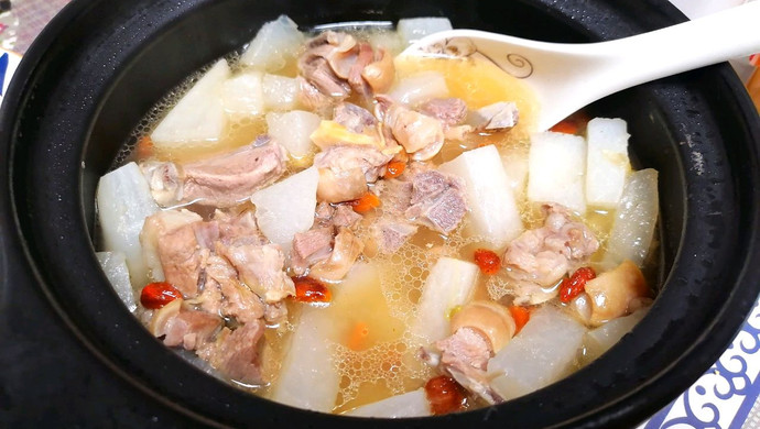 Stewed mutton and white radish