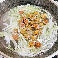 # Lidong No. 1 Bu# Illustration of how to make meatballs, vermicelli and cabbage soup 10