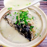 #安佳 Halloween Baking Wonderful Night#The soup is white and delicious Illustration of how to make white radish and fish head soup 7