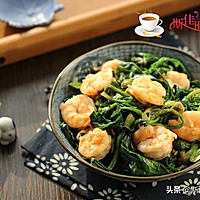 Illustration of how to make fried spinach and shrimps 7