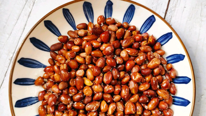 roasted peanuts