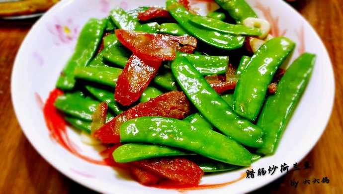 Sautéed Snow Peas with Sausage