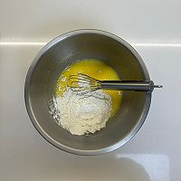 Illustration of how to make original sponge cake roll 4