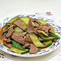 Stir-fried pork liver with cucumber#I want to be on the homepage of refreshing home-cooked dishes#Recipe illustration 12