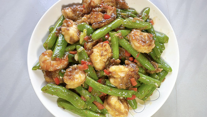 Stir-fried prawns with green beans