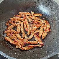 Illustration of how to make cumin-fried chicken breast and French fries 8