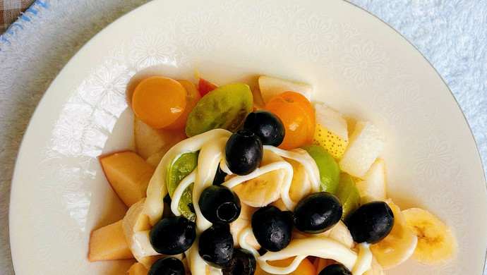 Spanish black olive fruit salad