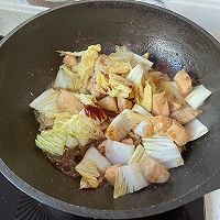 Illustration of how to cook chicken breast with cabbage 9