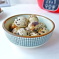 Illustration of how to make oyster sauce and quail eggs stuffed with shiitake mushrooms 2