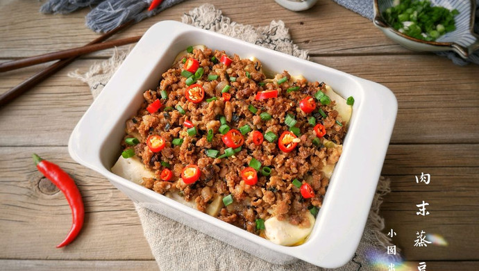 Steamed tofu with minced meat