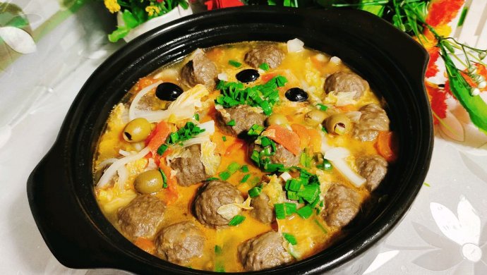 Spanish Olive Tomato Beef Ball Soup